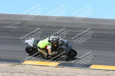 media/Apr-14-2024-SoCal Trackdays (Sun) [[70f97d3d4f]]/6-Bowl (1030am)/